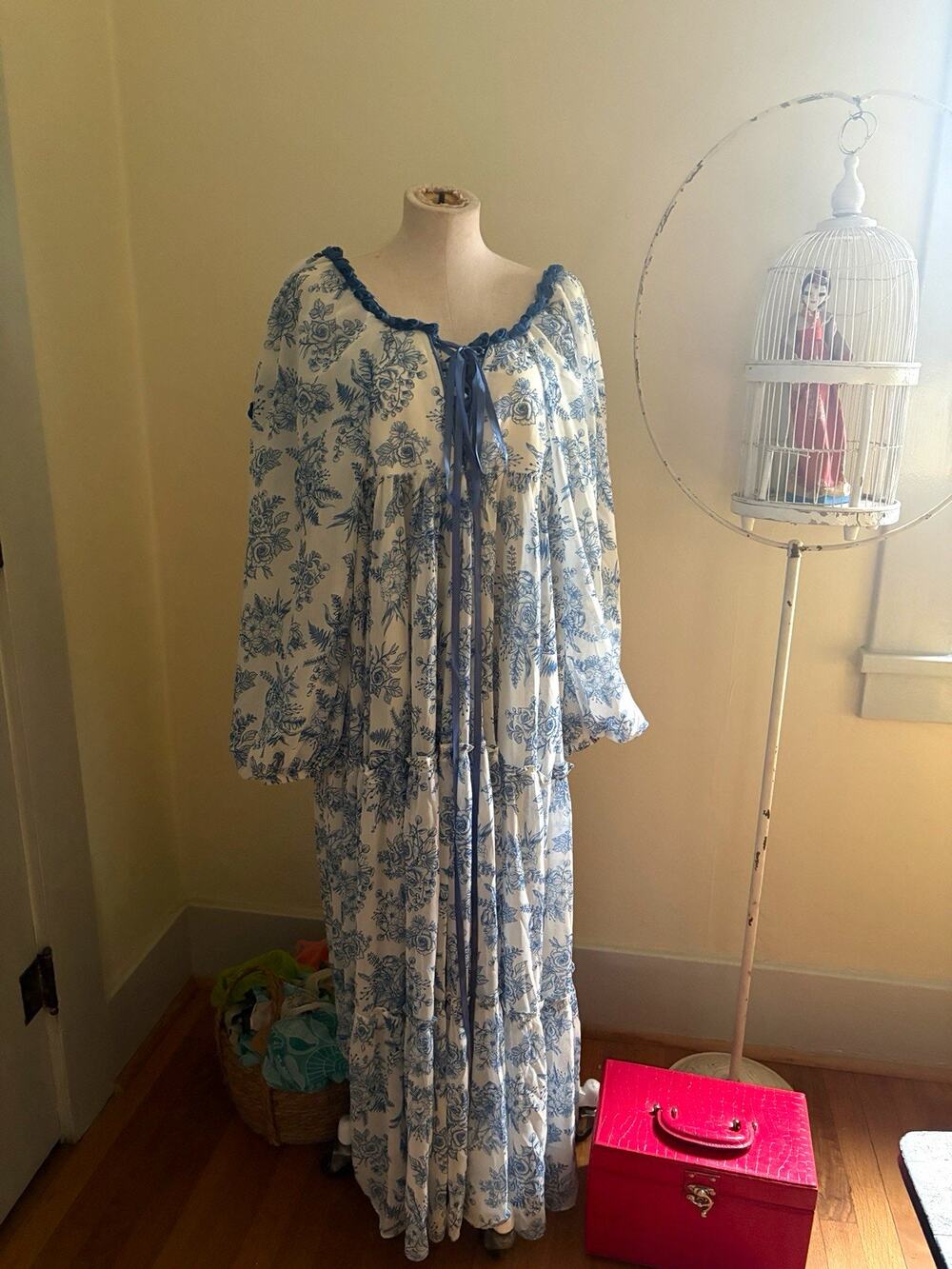 Sugar Thrillz Blue White Floral Chiffon Maxi Dress Square Neck Puff Sleeve M
